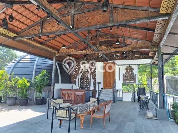 Rumah Mewah LB 800m2 Siap Pakai Desain Elegan di Sentul City, Bogor Rumah Mewah LB 800m2 Siap Pakai Desain Elegan di Sentul City, Bogor