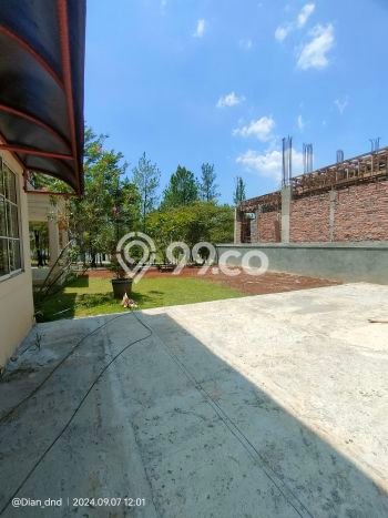 For Sale! Premium House LT 685m2 Desain Modern di Sentul City For Sale! Premium House LT 685m2 Desain Modern di Sentul City
