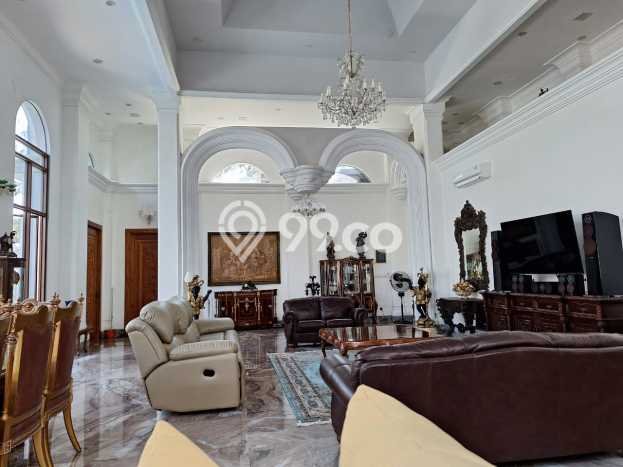 Rumah Mewah LB 800m2 Siap Pakai Desain Elegan di Sentul City, Bogor Rumah Mewah LB 800m2 Siap Pakai Desain Elegan di Sentul City, Bogor