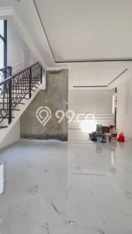 Jual Segera Rumah LT 147m² / LB 270m² di Kawasan Bisnis Sentul City, Bogor Jual Segera Rumah LT 147m² / LB 270m² di Kawasan Bisnis Sentul City, Bogor