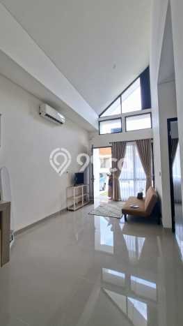 Disewakan! Rumah 2 Kamar Tidur &
1 Kamar Mandi di Sentul City, Bogor Disewakan! Rumah 2 Kamar Tidur &
1 Kamar Mandi di Sentul City, Bogor