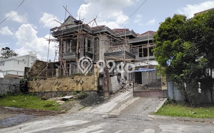Rumah Luxury Modern Tanpa Renovasi di Sentul City Bogor Rumah Luxury Modern Tanpa Renovasi di Sentul City Bogor