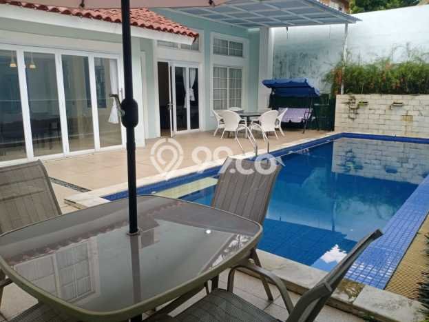 Ready to Use! Luxury House LT 317m2 Desain Modern di Sentul City Ready to Use! Luxury House LT 317m2 Desain Modern di Sentul City