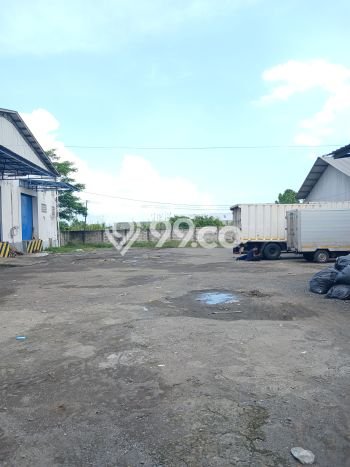 Gudang disewakan lokasi strategis Sewon Bantul 1000m2 Gudang disewakan lokasi strategis Sewon Bantul 1000m2