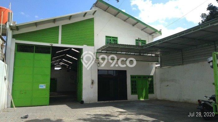 Unit Gudang Paling Strategis di Banguntapan Bantul dengan LB 1250m2 Unit Gudang Paling Strategis di Banguntapan Bantul dengan LB 1250m2