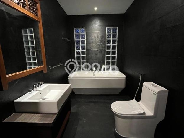 Hotel Lokasi Strategis Kawasan , Luas 3211m2m², Jalan Raya Hotel Lokasi Strategis Kawasan , Luas 3211m2m², Jalan Raya