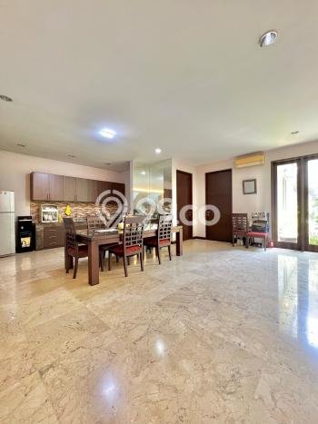 Rumah Elit Modern Tanpa Renovasi di Pondok Indah Jakarta Selatan Rumah Elit Modern Tanpa Renovasi di Pondok Indah Jakarta Selatan