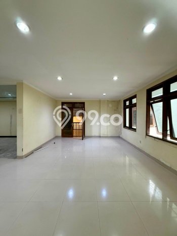 Kantor Dijual di Menteng Jakarta Pusat dengan Luas Bangunan 1000m2 Kantor Dijual di Menteng Jakarta Pusat dengan Luas Bangunan 1000m2