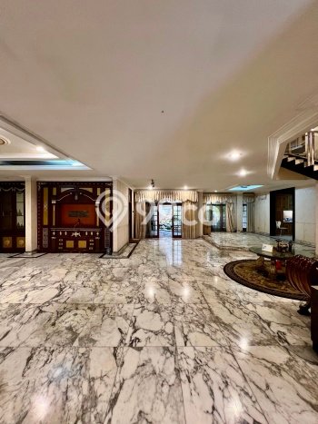 Ready to Use! Premium House LT 510m2 Desain Elegan di Mega Kuningan Ready to Use! Premium House LT 510m2 Desain Elegan di Mega Kuningan