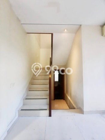 Rumah sewa siap pakai 4 Kamar Tidur di Cipete, Jakarta Selatan Rumah sewa siap pakai 4 Kamar Tidur di Cipete, Jakarta Selatan