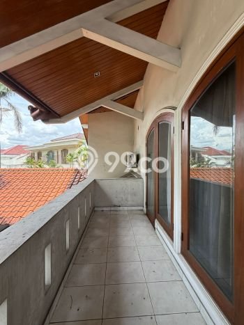 Rumah Luxury Modern Tanpa Renovasi di Pondok Indah Jakarta Selatan Rumah Luxury Modern Tanpa Renovasi di Pondok Indah Jakarta Selatan