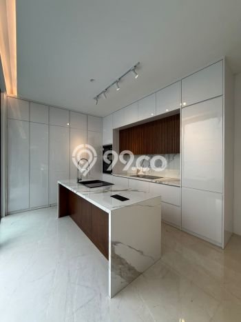 For Sale! Luxury House LT 161m2 Desain Elegan di Kemang For Sale! Luxury House LT 161m2 Desain Elegan di Kemang