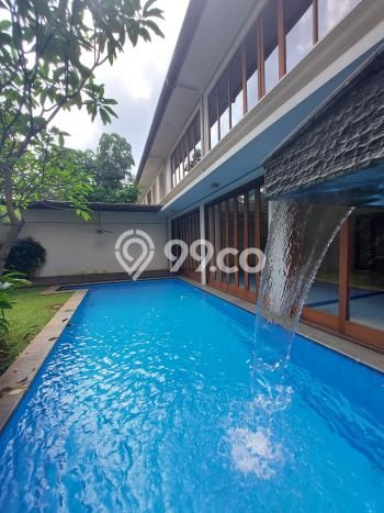 Hunian Modern Untuk Disewakan di Kemang Jakarta Selatan 5 KT & 4 KM Hunian Modern Untuk Disewakan di Kemang Jakarta Selatan 5 KT & 4 KM
