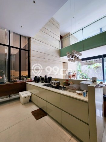 For Sale Rumah Elit Exclusive di Kebayoran Baru, Jakarta Selatan For Sale Rumah Elit Exclusive di Kebayoran Baru, Jakarta Selatan