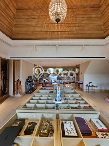 Rumah Elit Modern Tanpa Renovasi di Pondok Indah Jakarta Selatan Rumah Elit Modern Tanpa Renovasi di Pondok Indah Jakarta Selatan