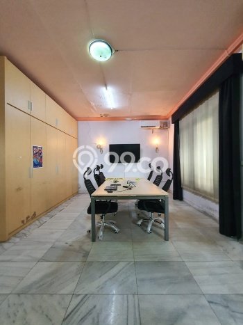 Ready to Use! Premium House LT 736m2 Desain Modern di Cipete Ready to Use! Premium House LT 736m2 Desain Modern di Cipete