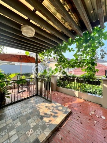 Rumah Luxury Modern Tanpa Renovasi di Kemang Jakarta Selatan Rumah Luxury Modern Tanpa Renovasi di Kemang Jakarta Selatan