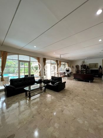 For Sale! Premium House LT 1038m2 Desain Elegan di Bangka For Sale! Premium House LT 1038m2 Desain Elegan di Bangka