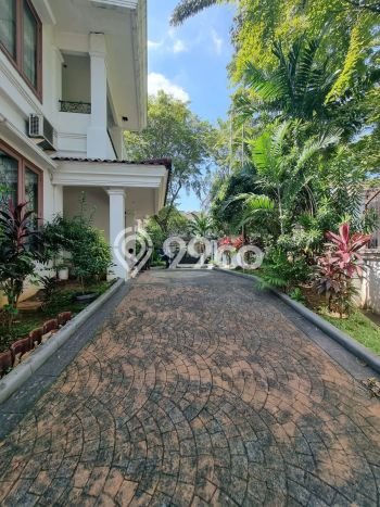 Jual Rumah Luas Megah Dengan View Cantik di Kuningan, Jakarta Selatan Jual Rumah Luas Megah Dengan View Cantik di Kuningan, Jakarta Selatan