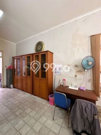 Siap Huni Rumah Mewah 4 Kamar di Kebayoran Baru Dekat ke Mana Pun Siap Huni Rumah Mewah 4 Kamar di Kebayoran Baru Dekat ke Mana Pun