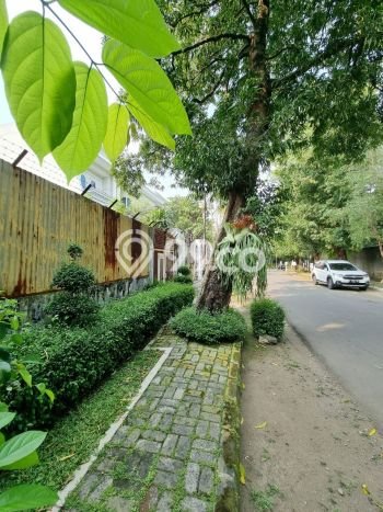 Lahan Investasi Lokasi Kebayoran Baru Jakarta Selatan SHM Lahan Investasi Lokasi Kebayoran Baru Jakarta Selatan SHM