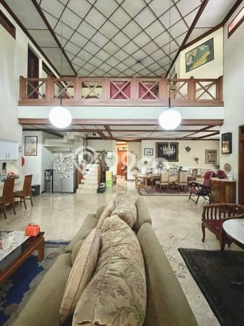 Hunian Super Mewah dengan Akses Paling Strategis di Pondok Indah, Jakarta Selatan Hunian Super Mewah dengan Akses Paling Strategis di Pondok Indah, Jakarta Selatan