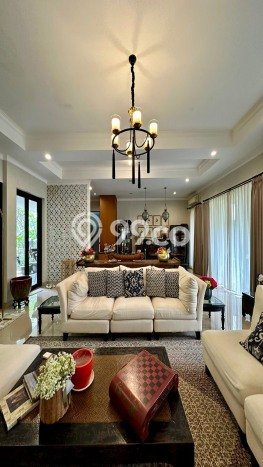 Rumah Luxury Modern Tanpa Renovasi di Kemang Jakarta Selatan Rumah Luxury Modern Tanpa Renovasi di Kemang Jakarta Selatan