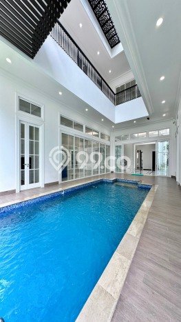 Hunian Mewah Dijual LT 879m2 di Menteng, Jakarta Pusat Hunian Mewah Dijual LT 879m2 di Menteng, Jakarta Pusat