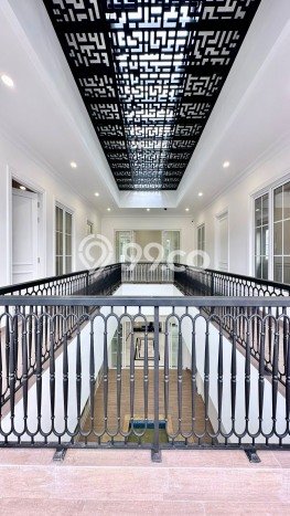 Hunian Mewah Dijual LT 879m2 di Menteng, Jakarta Pusat Hunian Mewah Dijual LT 879m2 di Menteng, Jakarta Pusat