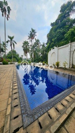 Jual Rumah Mewah Elegan Dengan View Cantik di Kemang, Jakarta Selatan Jual Rumah Mewah Elegan Dengan View Cantik di Kemang, Jakarta Selatan