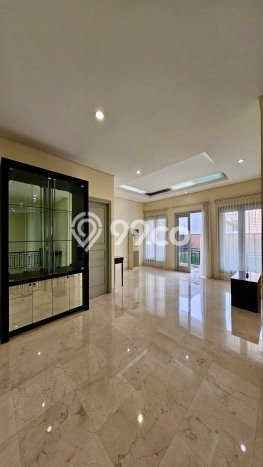 Ready to Use! Luxury House LT 420m2 Desain Elegan di Pondok Indah Ready to Use! Luxury House LT 420m2 Desain Elegan di Pondok Indah