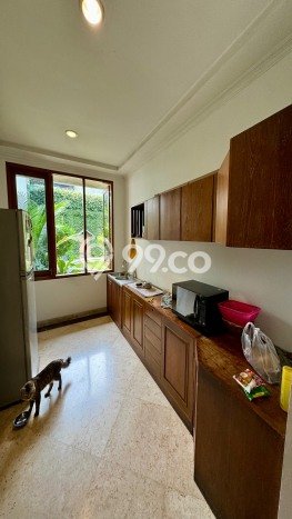 Rumah Mewah LB 1000m2 Siap Huni Desain Elegan di Cipete, Jakarta Selatan Rumah Mewah LB 1000m2 Siap Huni Desain Elegan di Cipete, Jakarta Selatan