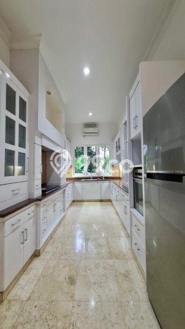 Rumah Elit Modern Siap Huni di Kemang Jakarta Selatan Rumah Elit Modern Siap Huni di Kemang Jakarta Selatan