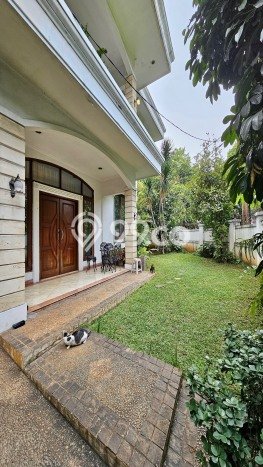 Hot Offer Hunian Premium Ideal dan Luas di Kebayoran Baru, Jakarta Selatan Hot Offer Hunian Premium Ideal dan Luas di Kebayoran Baru, Jakarta Selatan