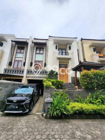 Siap Huni Hunian Elit 3 Kamar di Jagakarsa Dekat ke Mana Pun Siap Huni Hunian Elit 3 Kamar di Jagakarsa Dekat ke Mana Pun