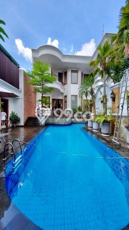 Dijual Hunian Mewah dengan Fasilitas Sekitar Komplit di Kebayoran Baru, Jakarta Selatan Dijual Hunian Mewah dengan Fasilitas Sekitar Komplit di Kebayoran Baru, Jakarta Selatan