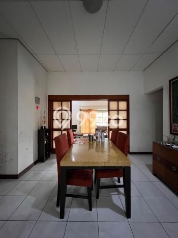 Rumah Modern LB/LT 220m2/354m2 Siap Huni di Radio Dalam, Jakarta Selatan Rumah Modern LB/LT 220m2/354m2 Siap Huni di Radio Dalam, Jakarta Selatan
