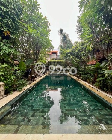 Hunian Elit LB 2100m2 Siap Huni Desain Elegan di Ampera, Jakarta Selatan Hunian Elit LB 2100m2 Siap Huni Desain Elegan di Ampera, Jakarta Selatan