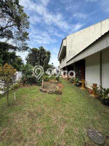 For Sale! Luxury House LT 871m2 Desain Elegan di Pondok Indah For Sale! Luxury House LT 871m2 Desain Elegan di Pondok Indah