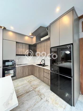 Rumah Luxury Modern Tanpa Renovasi di Pondok Indah Jakarta Selatan Rumah Luxury Modern Tanpa Renovasi di Pondok Indah Jakarta Selatan