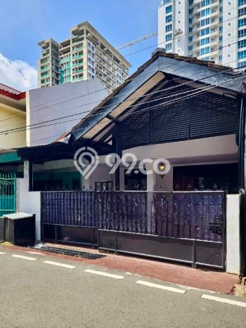 Siap Huni Hunian Elit 4 Kamar di Cilandak Dekat ke Mana Saja Siap Huni Hunian Elit 4 Kamar di Cilandak Dekat ke Mana Saja