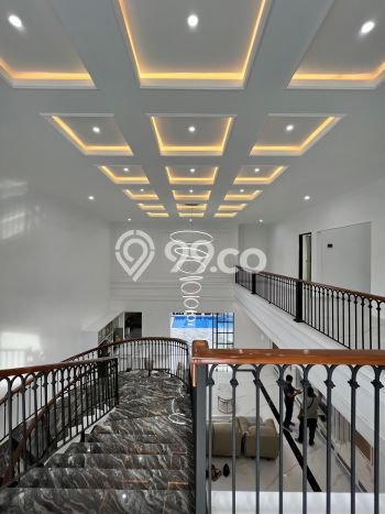 Dijual Rumah Luas Elegan Dengan View Cantik di Pondok Indah, Jakarta Selatan Dijual Rumah Luas Elegan Dengan View Cantik di Pondok Indah, Jakarta Selatan