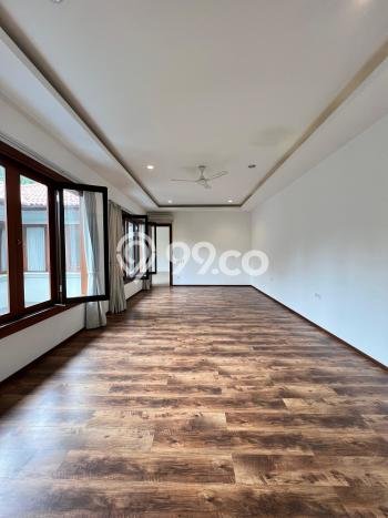 Disewakan Rumah Strategis di Kemang LT 600m2 / LB 490m2 Siap Huni Disewakan Rumah Strategis di Kemang LT 600m2 / LB 490m2 Siap Huni