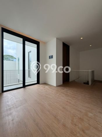 For Sale! Luxury House LT 161m2 Desain Elegan di Kemang For Sale! Luxury House LT 161m2 Desain Elegan di Kemang