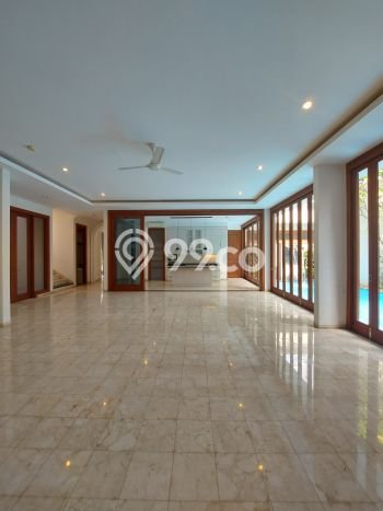 Hunian Modern Untuk Disewakan di Kemang Jakarta Selatan 5 KT & 4 KM Hunian Modern Untuk Disewakan di Kemang Jakarta Selatan 5 KT & 4 KM