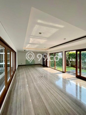 Ready to Use! Premium House LT 489m2 Desain Elegan di Pondok Indah Ready to Use! Premium House LT 489m2 Desain Elegan di Pondok Indah