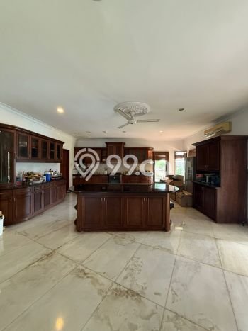 Rumah Luxury Modern Tanpa Renovasi di Pondok Indah Jakarta Selatan Rumah Luxury Modern Tanpa Renovasi di Pondok Indah Jakarta Selatan