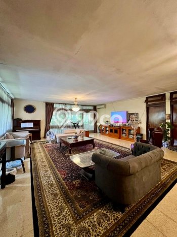 Jual Rumah Luas Elegan Dengan View Cantik di Kemang, Jakarta Selatan Jual Rumah Luas Elegan Dengan View Cantik di Kemang, Jakarta Selatan