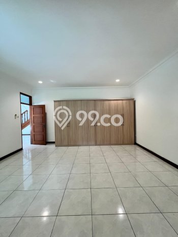 Rumah Elit Modern Siap Huni di Kemang Jakarta Selatan Rumah Elit Modern Siap Huni di Kemang Jakarta Selatan