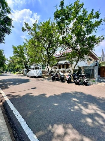 Rumah Elit Modern Tanpa Renovasi di Pondok Indah Jakarta Selatan Rumah Elit Modern Tanpa Renovasi di Pondok Indah Jakarta Selatan